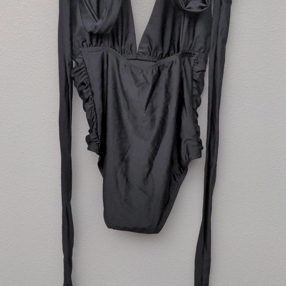 Nicole Miller New York Multi-way Convertible One-Piece Swimsuit Size Small - Picture 9 of 11